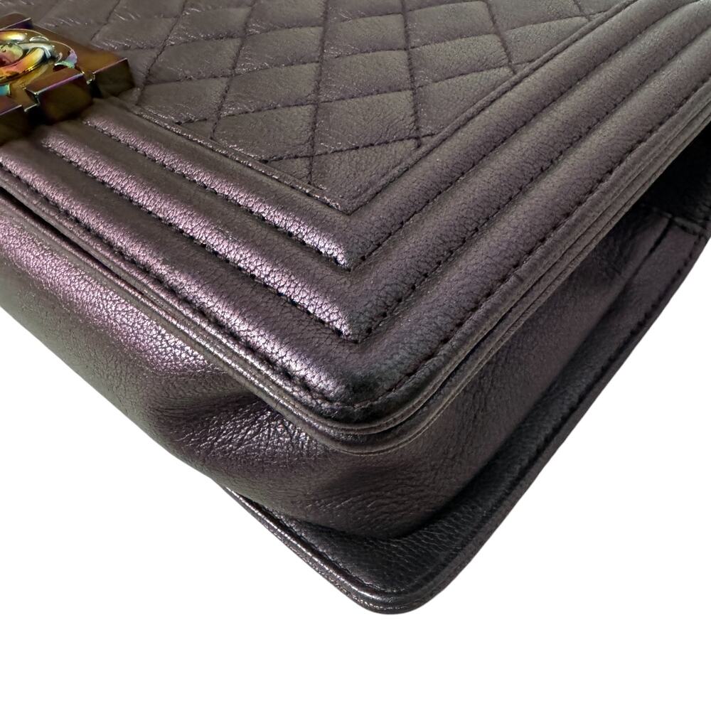 Chanel Purple Mermaid Boy Bag 16C Iridescent Old Medium Classic Quilted Flap CC - Picture 11 of 16